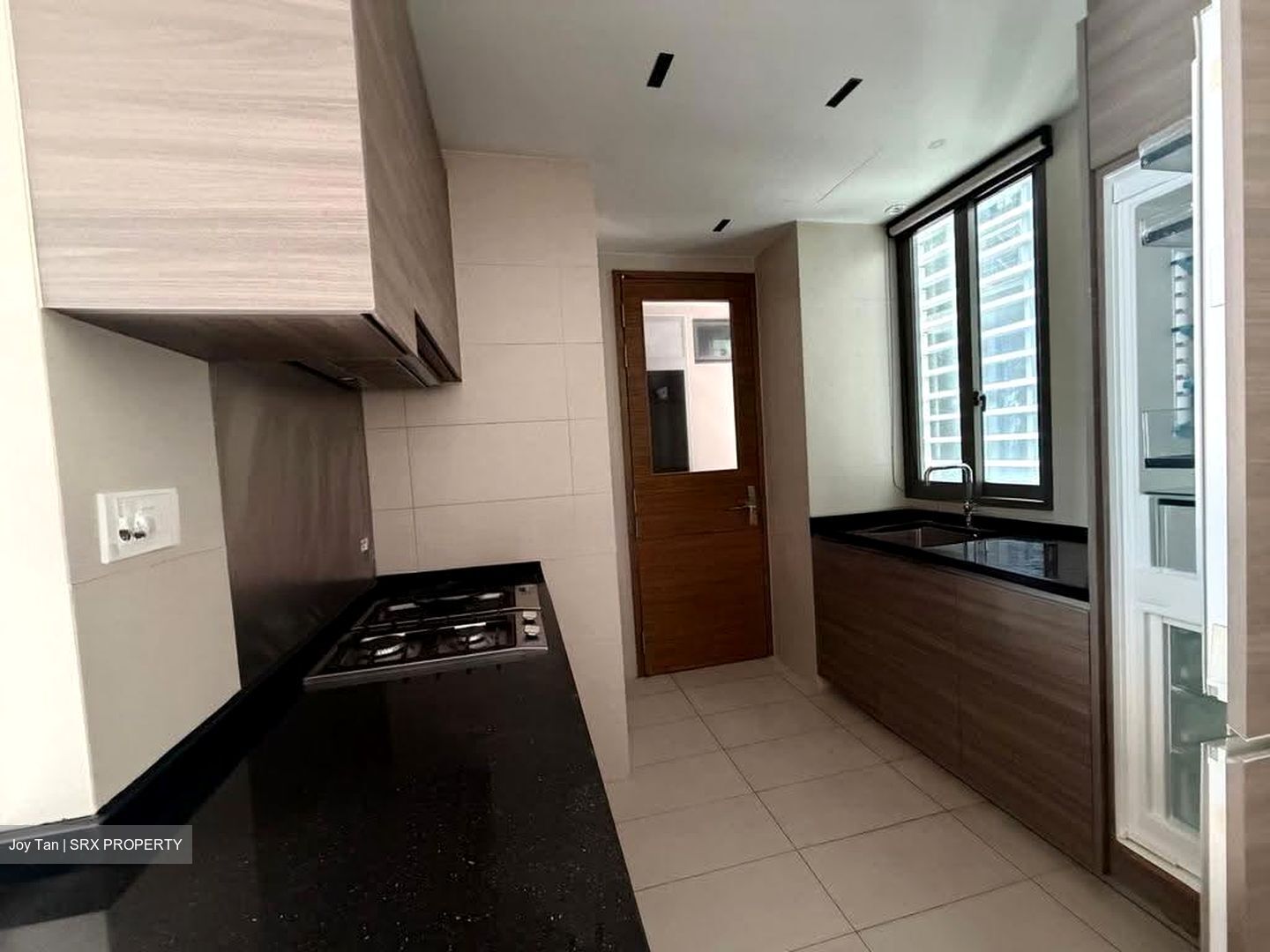 8 Saint Thomas (D9), Condominium #629353111